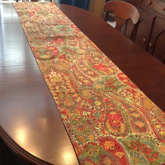 Pottery Barn paisley table runner 18x 108